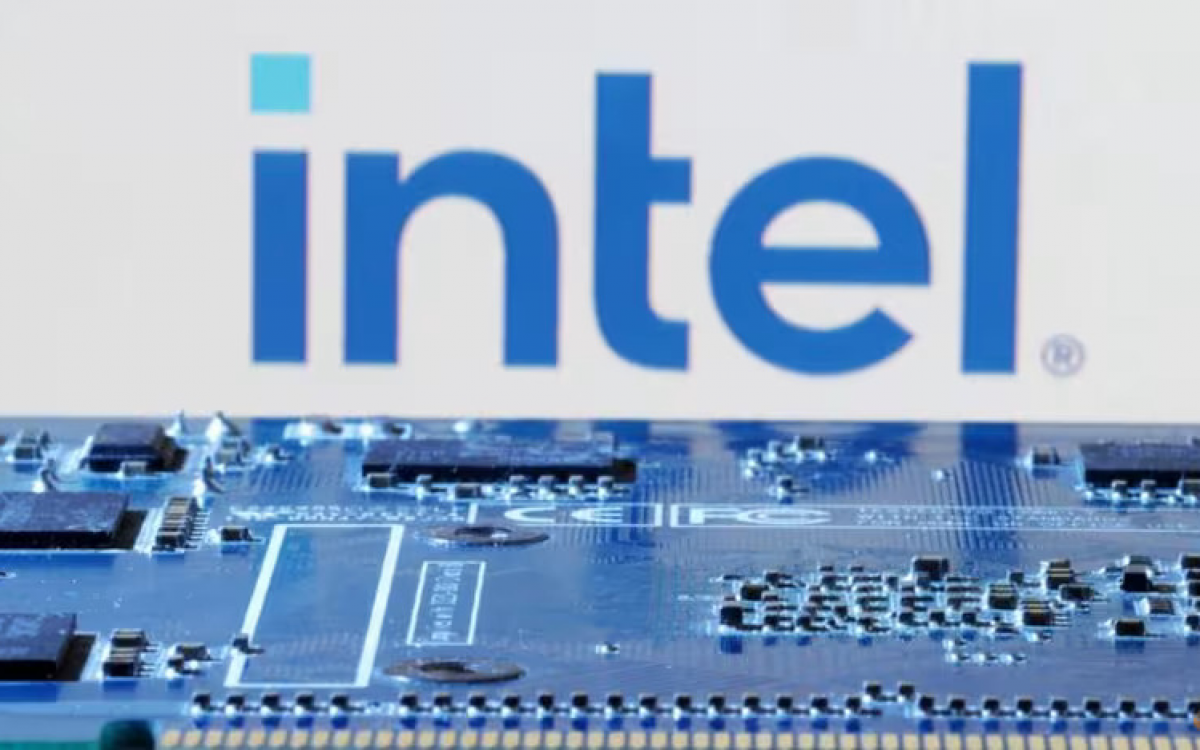 Intel’s manufacturing ambitions hit a quality snag