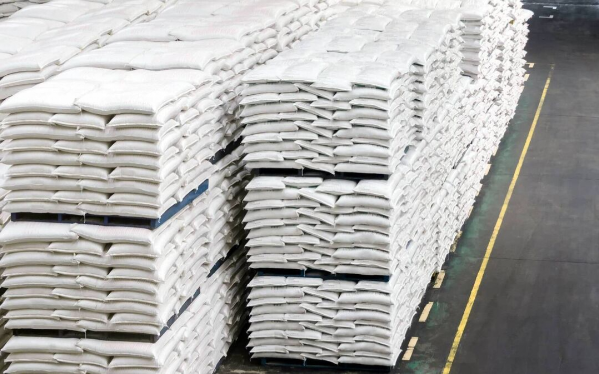 Manufacturing momentum holds but cost headwinds tighten margins