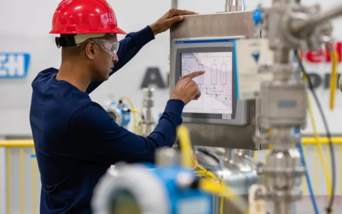 Asia Pacific takes the lead in smart manufacturing with AI-driven transformation