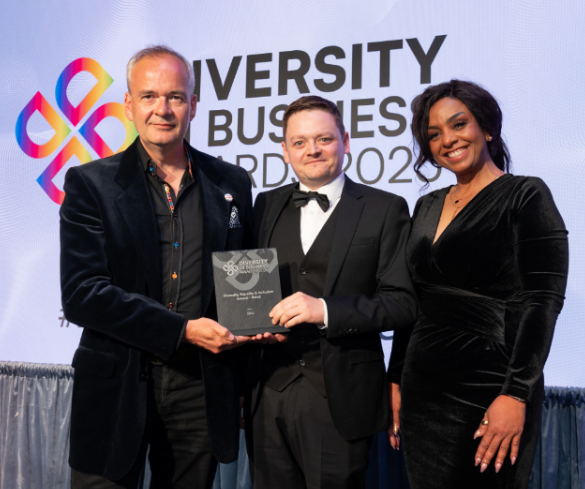 Announcing the Diversity in Business Awards Announcing the Diversity in Business Awards